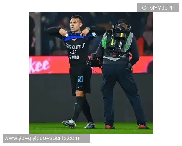 泽林斯基回忆奥代罗中场休息时称赞我的世界波难以扑救 泽林斯基回忆奥代罗中场休息时称赞我的世界波难以扑救